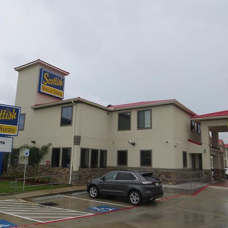 Scottish Inn And Suites Katy Exterior photo