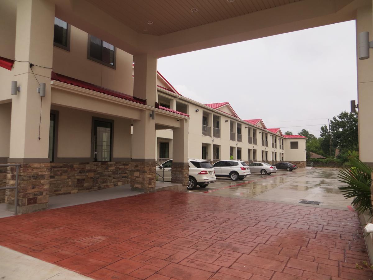Scottish Inn And Suites Katy Exterior photo